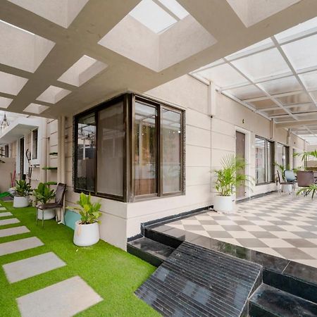 The Retreat-Glasshouse Bungalow 이가트푸리 외부 사진