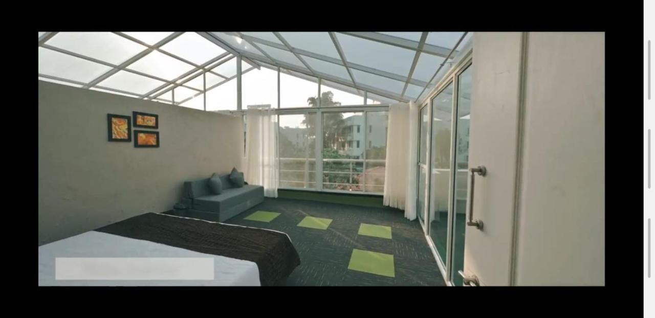 The Retreat-Glasshouse Bungalow 이가트푸리 외부 사진
